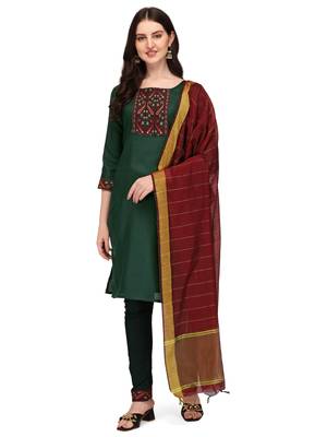 Trendy designer green color rayon fabric kurta set with dupatta 1