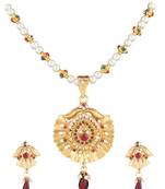 Diva Pearl Pendant Earrings Set