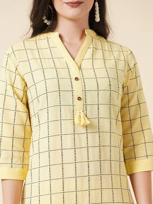 Anushil cotton checkered mandarin collar 3/4th sleeves straight kurta with pant set   2