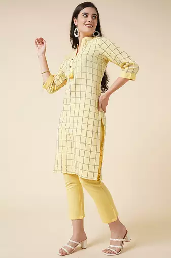 Anushil cotton checkered mandarin collar 3/4th sleeves straight kurta with pant set  