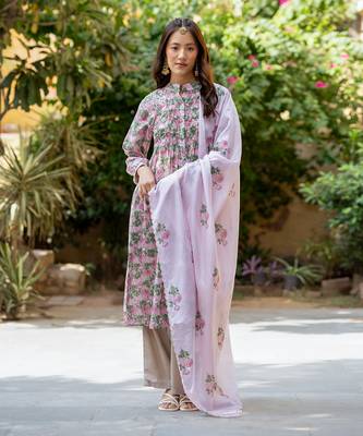 Samaa salwar suit 1