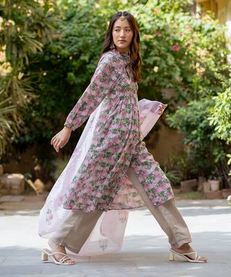 Samaa salwar suit 3