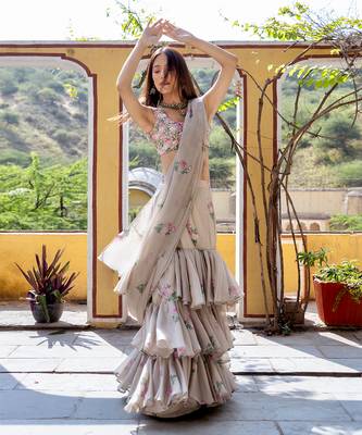 Moss green ruffle saree & blouse set 2