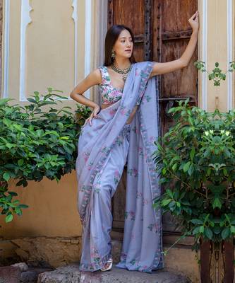 Soft blue floral & polka dot saree set 3