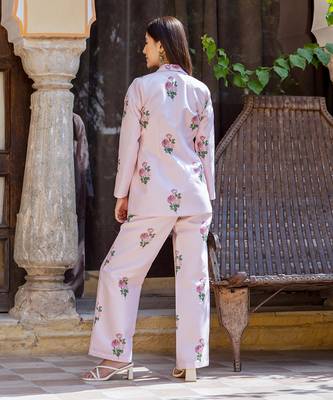 Sweet pink striped pantsuit set 3