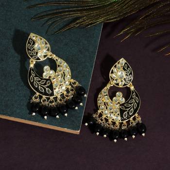 Black color meenakari earrings 1