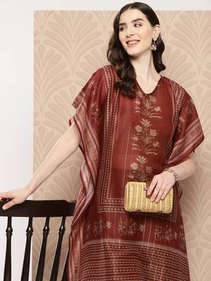 Yufta women maroon cutdana work floral print kaftan kurta 1