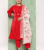 Yufta women red solid straight kurta trousers and dupatta set