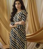 women black embroidered kurta