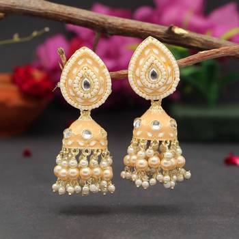 Beige color meenakari earrings 1