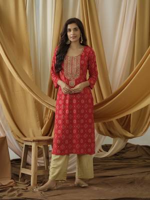 women red embellished kurta 1