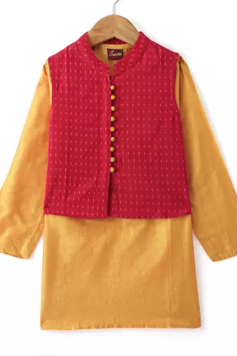 Twisha Boys Solid Kurta & Pyjama With Jacket - Gold