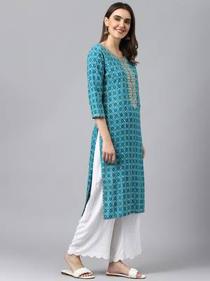 teal women bandhani printed straight kurta 4