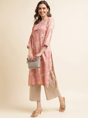 pink women floral printed straight kurta 3