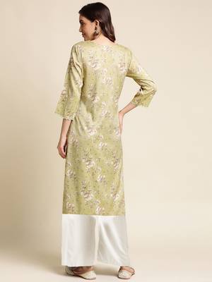 green  women floral printed straight kurta 2