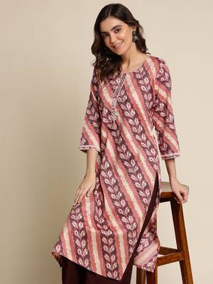 Women white & peach geometric printed straight calf length kurta 4