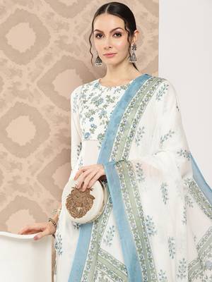 Yufta women floral printed regular sequinned pure cotton kurta with trousers & dupatta 1