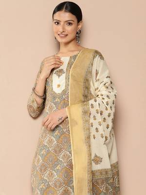  brown and cream printed straight kurta harem pants and dupatta set 5