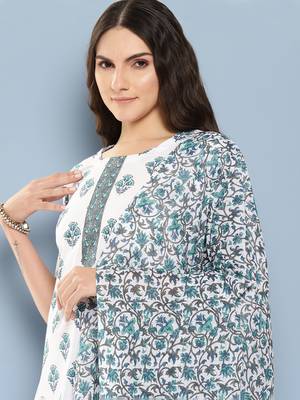 White cotton printed kurta dupatta set 5