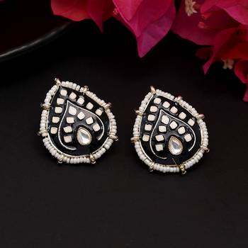 Black color meenakari stud earrings 2