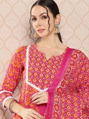  pink printed regular sequinned pure cotton kurta with trousers & dupatta 5