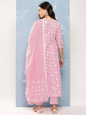  pink geometric straight kurta trouser and dupatta set 3