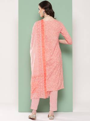  peach ethnic motifs straight kurta trouser and dupatta set 3