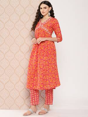  floral printed regular sequinned pure cotton kurta with trousers & dupatta set 3