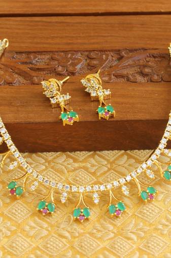 Gold plated cz necklace set