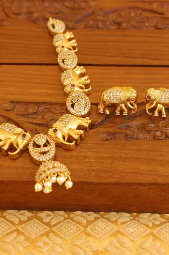 Matte finish cz necklace set