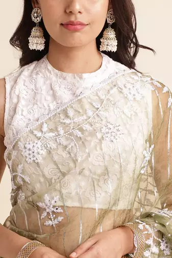 Green Embellished::Embroidered Organza Bollywood Saree With Blouse