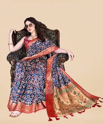 Womens Dark Blue Art Silk Woven Saree With Unstitched Blouse 3