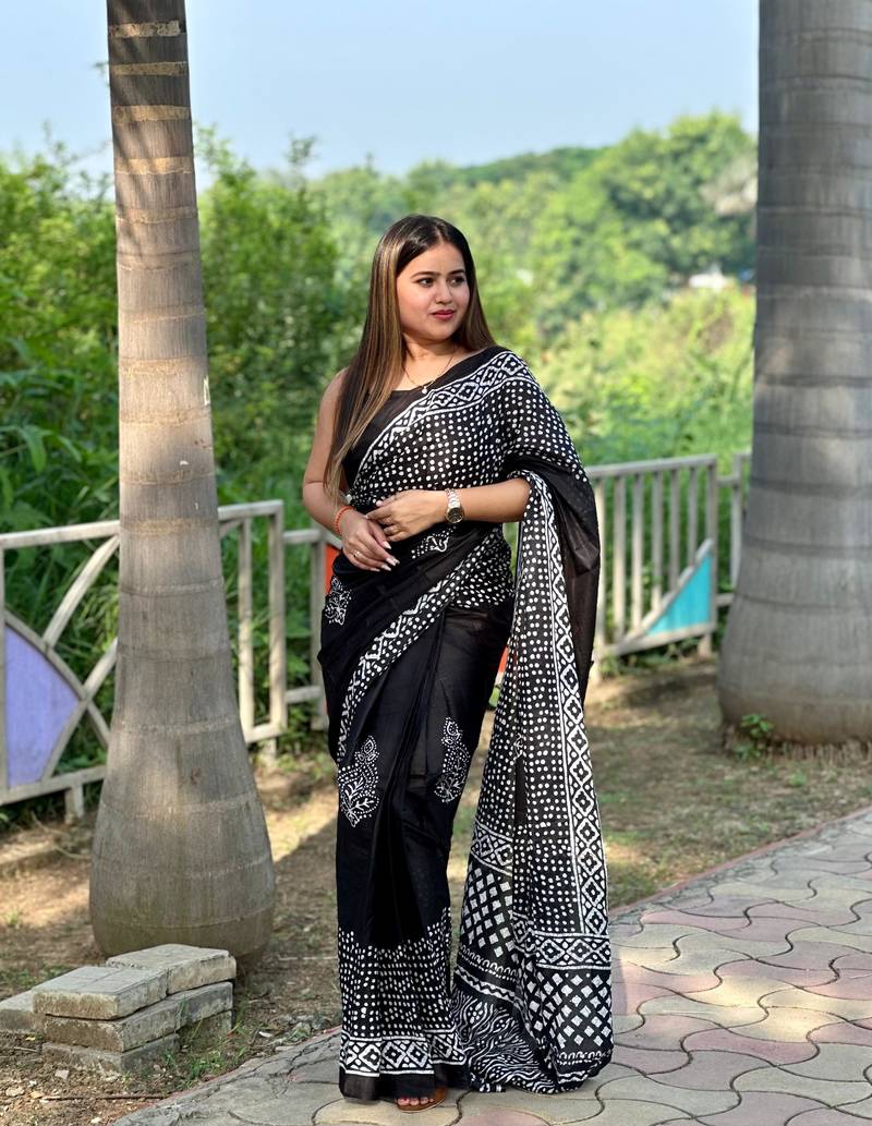Black Color Cotton Mulmul Bagru Hand Print Saree With Blouse Piece
