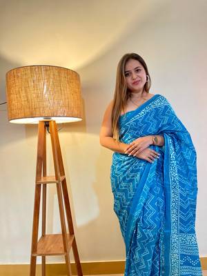 Sky-Blue Color Cotton Mulmul Bagru Hand Print Saree With Blouse Piece 1
