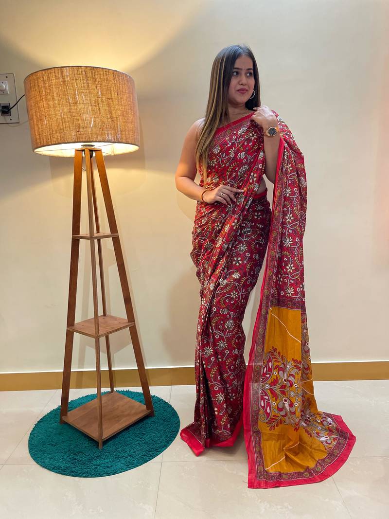 Red Color Cotton Mulmul Bagru Hand Print Saree With Blouse Piece