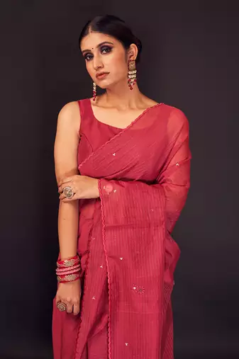 Magenta zari lining chaderi silk  saree