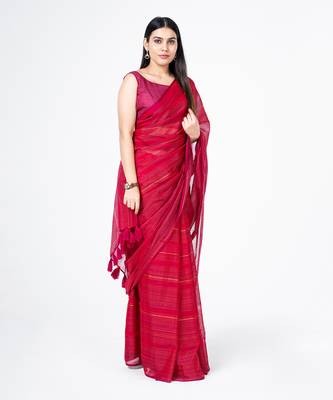 Magenta multi-lininh weaving saree 2