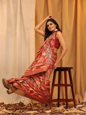 Silk Land  Cream  Woven Design Art Silk Saree  3