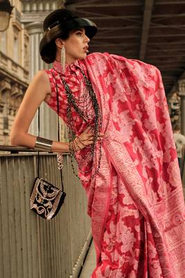 Pink Orgazna Chickankari Zari Lucknowi Handloom Weaving Saree With Blouse For Women 3