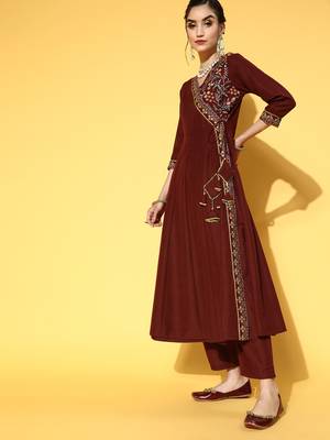 Yufta women brown floral yokedesign embroidered angrakha kurta set & digital print dupatta 2