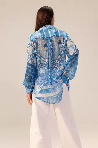 aisha blue shirt