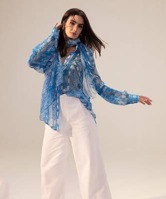 aisha blue shirt 4