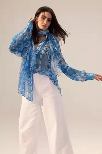aisha blue shirt