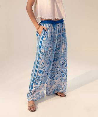 Monochrome printed lounge pants 4