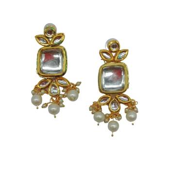 Gold-Plated Kundan Studded & Beaded Jewellery Set 3
