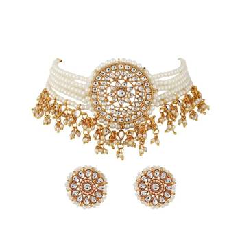Gold-Plated Kundan-Studded & Pearl Beaded Jewellery Set 2