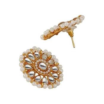 Gold-Plated Kundan-Studded & Pearl Beaded Jewellery Set 4