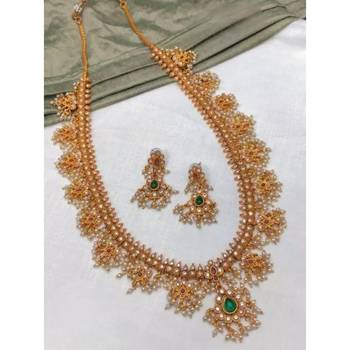 Gold Plated Traditional Kundan Pearl Choker Jewellery Set For Women 1