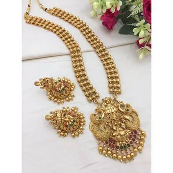 Indian Gold Plated Haram Temple Jewellery Set For Women 1
