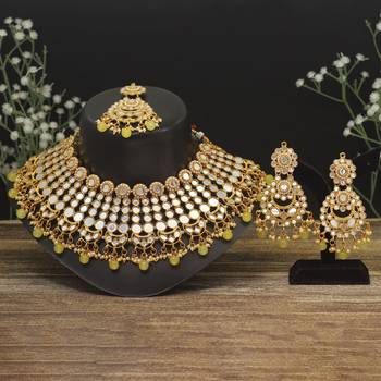 Lemon yellow color kundan mirror necklaces set 1